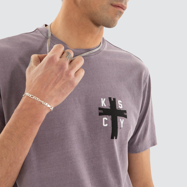 model wears Decay Dual Curved Tee Pigment Grey Ridge T-Shirts Grey - image 5