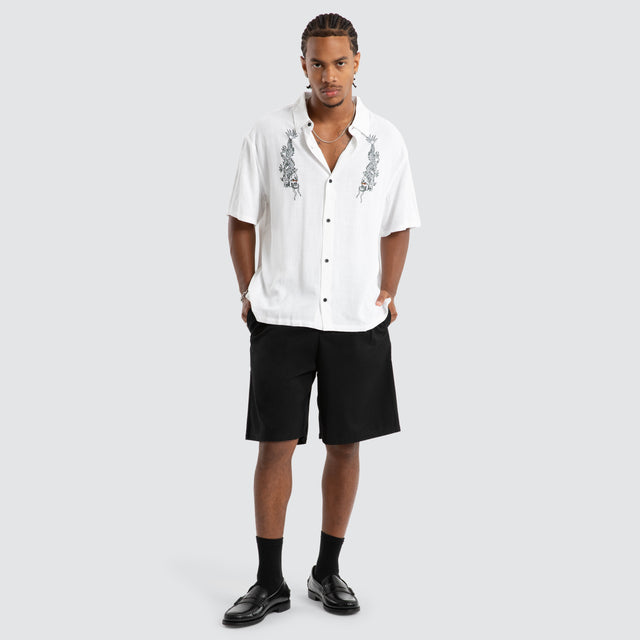 model wears Amplify Pleated Short Black Shorts Black - image 2