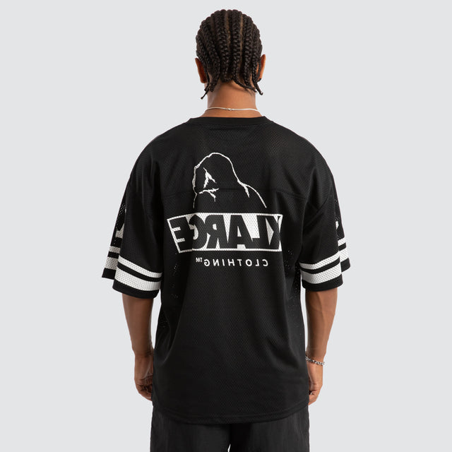 model wears LA Game Shirt Black Short Sleeve Shirts Black - image 2
