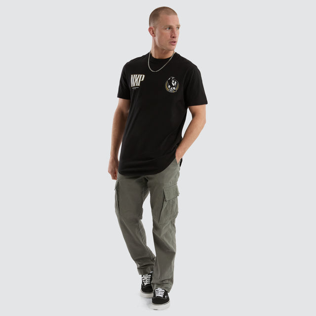 model wears Collingwood Magpies AFL Legend Tee Jet Black T-Shirts Black - image 4