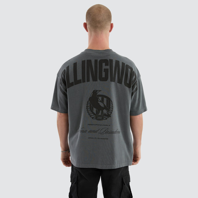 model wears Collingwood Magpies AFL Hunter Tee Pigment Charcoal T-Shirts Grey - image 6