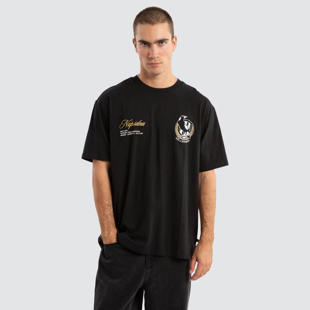 model wears Collingwood Magpies AFL Season Tee Jet Black T-Shirts Black - image 2