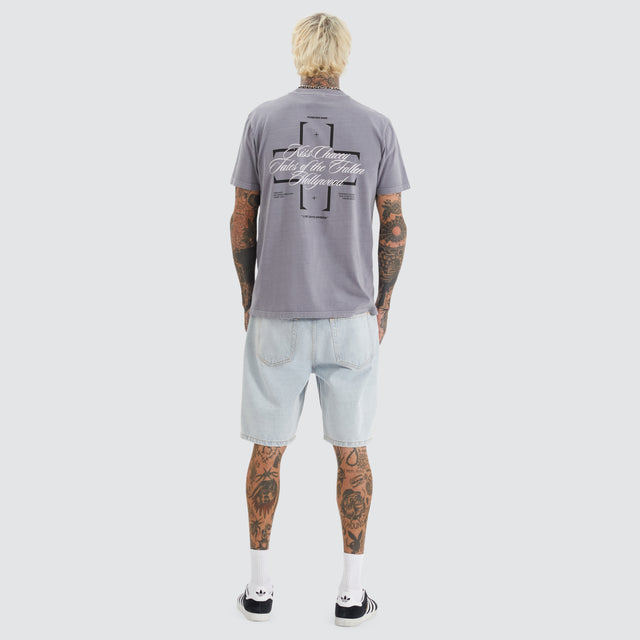 Surround Standard Tee Pigment Sky Rocket