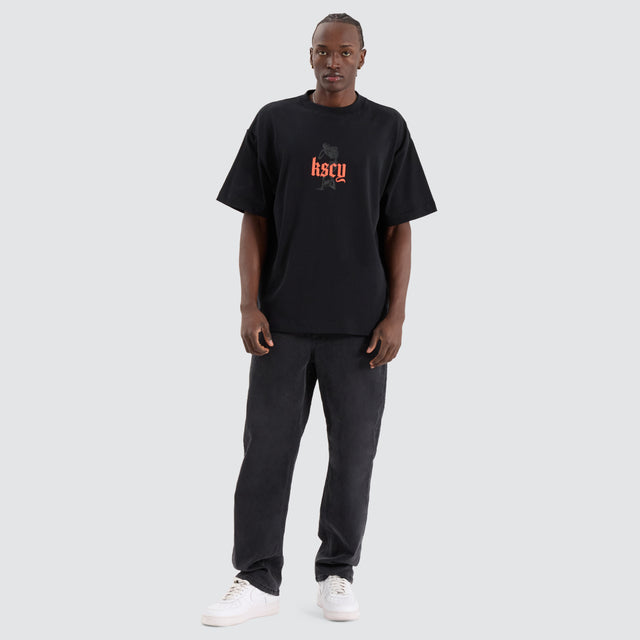 model wears Intertwined Street Tee Anthracite Black T-Shirts Black - image 2
