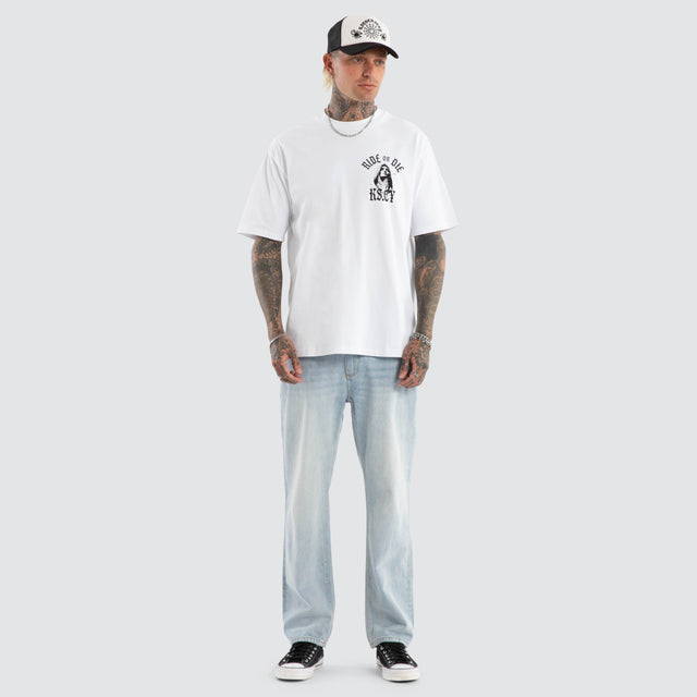 model wears Saint Box Fit Tee Optical White T-Shirts White - image 4