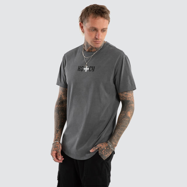 model wears Tyres Dual Curved Tee Pigment Charcoal T-Shirts Grey - image 4
