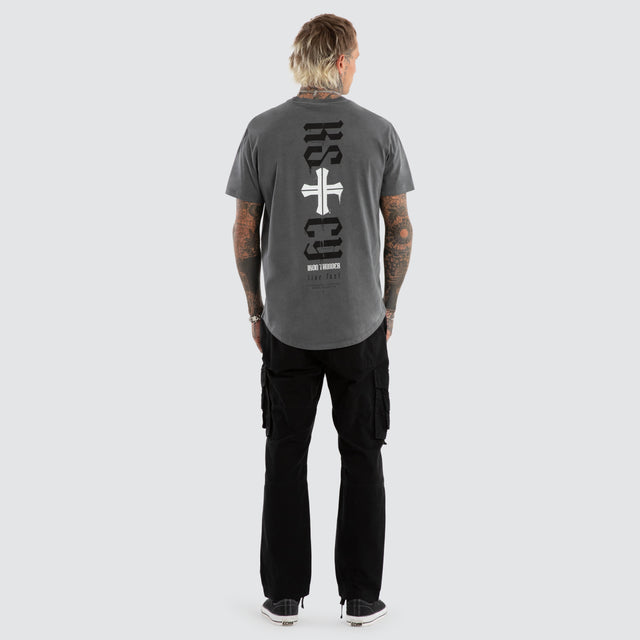 model wears Tyres Dual Curved Tee Pigment Charcoal T-Shirts Grey - image 5