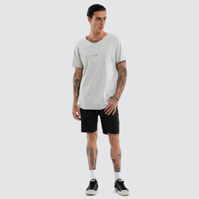 Model wears Victory Raw V-Neck Tee Pigment Rock T-Shirts Grey - image 3