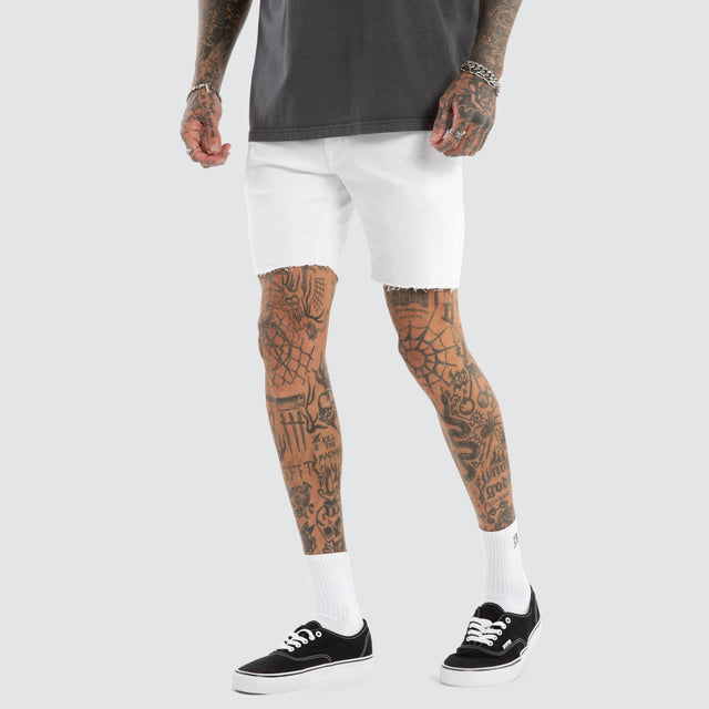model wears KS2 Denim Shorts White Shorts White - image 6