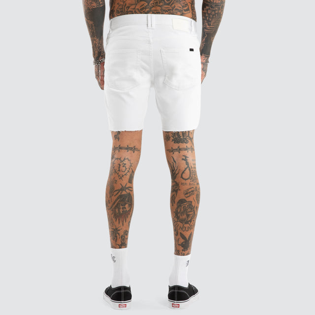 model wears KS2 Denim Shorts White Shorts White - image 5