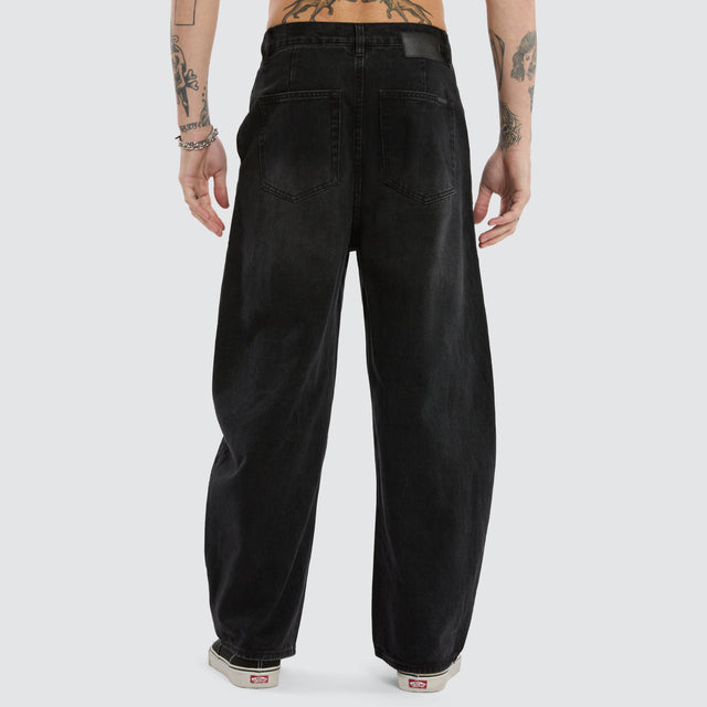 K8 Balloon Jean Vintage Black