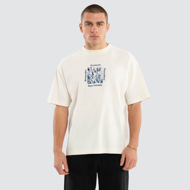 Bottlebrush Street Tee Tofu