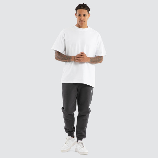 Outpost Trackpant Pigment Asphalt