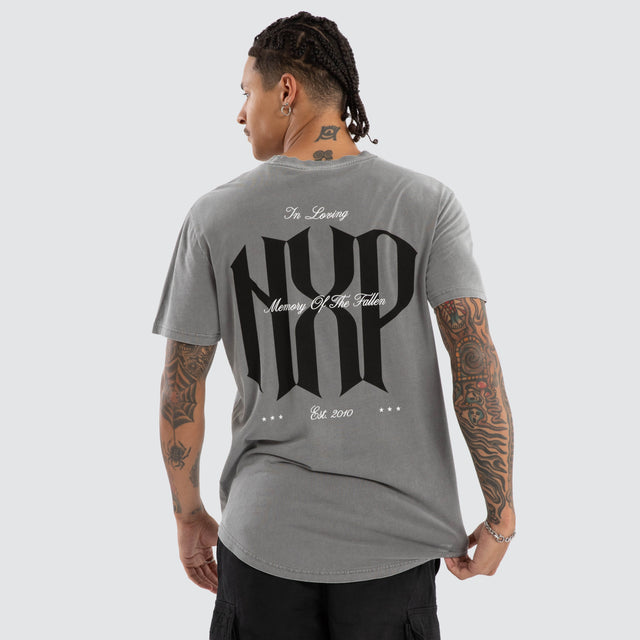 model wears Rush Dual Curved Tee Pigment Frost Grey T-Shirts Grey - image 1