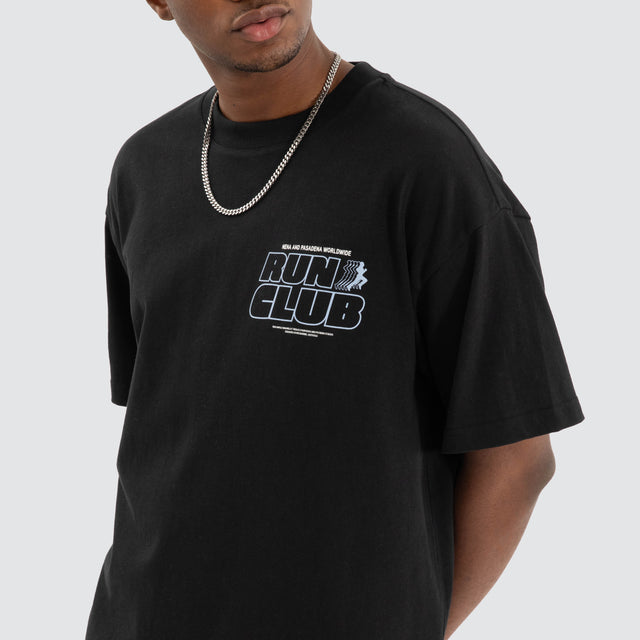 model wears Run Club Raptor Tee Anthracite Black T-Shirts Black - image 5