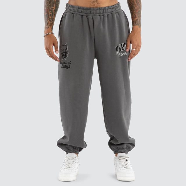 model wears Wonder Baggy Trackpant Charcoal Trackpants Grey - image 4
