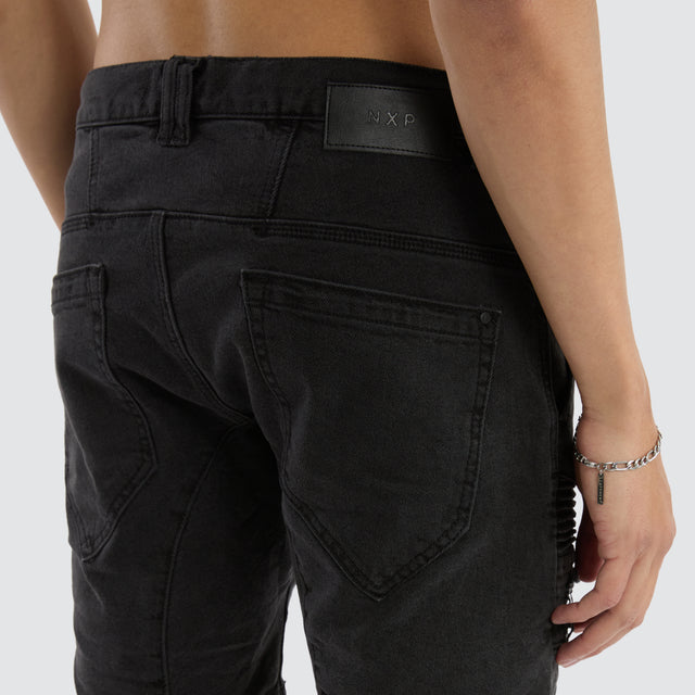 model wears Viper Denim Short Black Shorts Black - image 3
