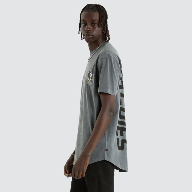 model wears Collingwood Magpies AFL Dual Curved Tee Pigment Charcoal T-Shirts Grey - image 2