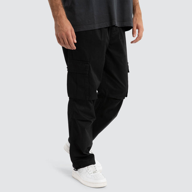 model wears P350 Parachute Cargo Pant Jet Black Pants Black - image 6