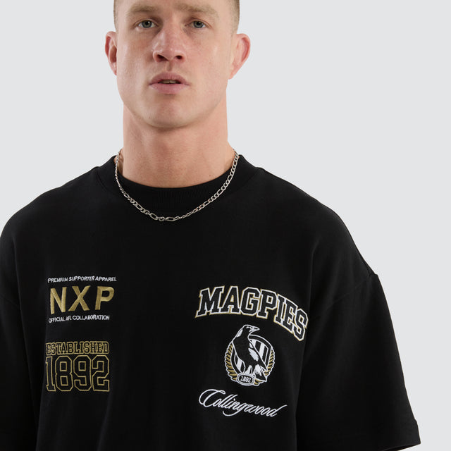 model wears Collingwood Magpies AFL Stadium Loopback Tee Black T-Shirts Black - image 7