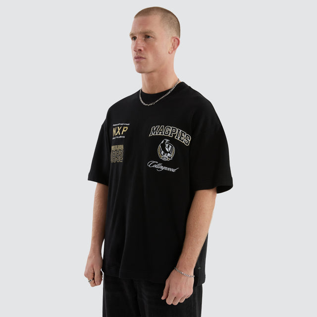 model wears Collingwood Magpies AFL Stadium Loopback Tee Black T-Shirts Black - image 5