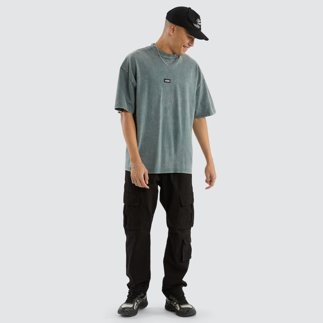 model wears Soho Club Tee Washed Grey T-Shirts Grey - image 4
