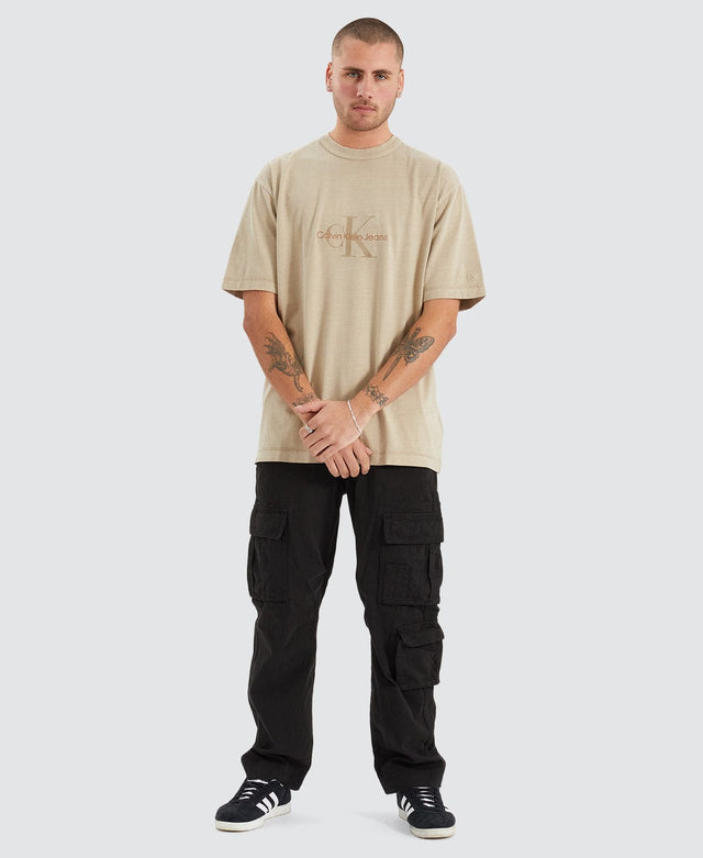 Calvin Klein Mineral Dye Monologo T-Shirt Neutral