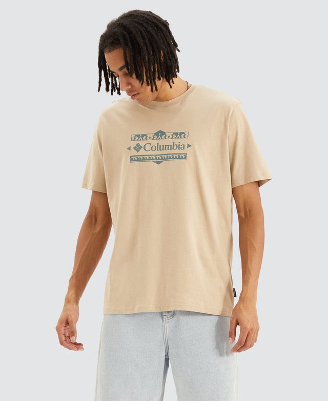 Columbia Explorers Canyon™ Back Short Sleeve T-Shirt Brown