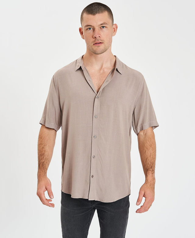 Inventory Oxford Relaxed Short Sleeve Shirt Pigment Taupe