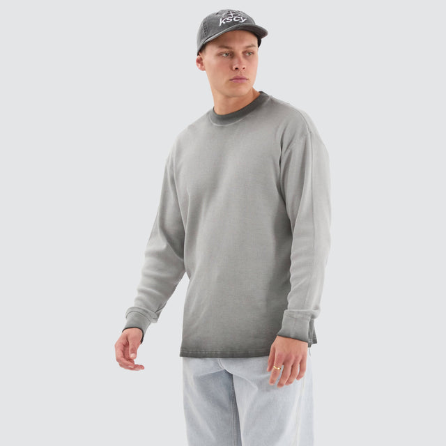 model wears Calne Relaxed Long Sleeve Tee Grey Wash Longsleeve T-Shirts Grey - image 1