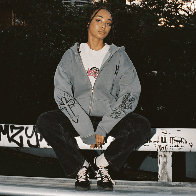 model wears Celestial Heavy Relaxed Hooded Zip Jumper Pigment Frost Grey Hoodies Grey - image 1