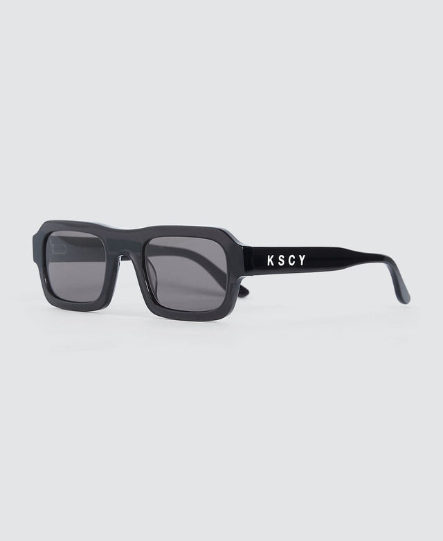 Kiss Chacey Conman Sunglasses Black/Black