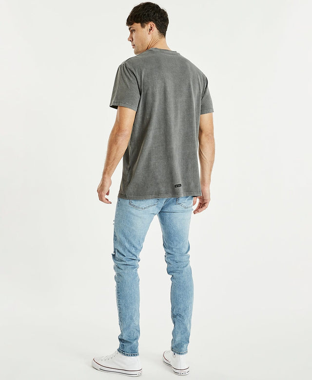 model wears Essentials Relaxed Fit T-Shirt Pigment Asphalt T-Shirts Grey - image 7