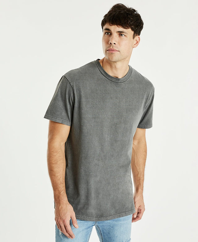 model wears Essentials Relaxed Fit T-Shirt Pigment Asphalt T-Shirts Grey - image 1