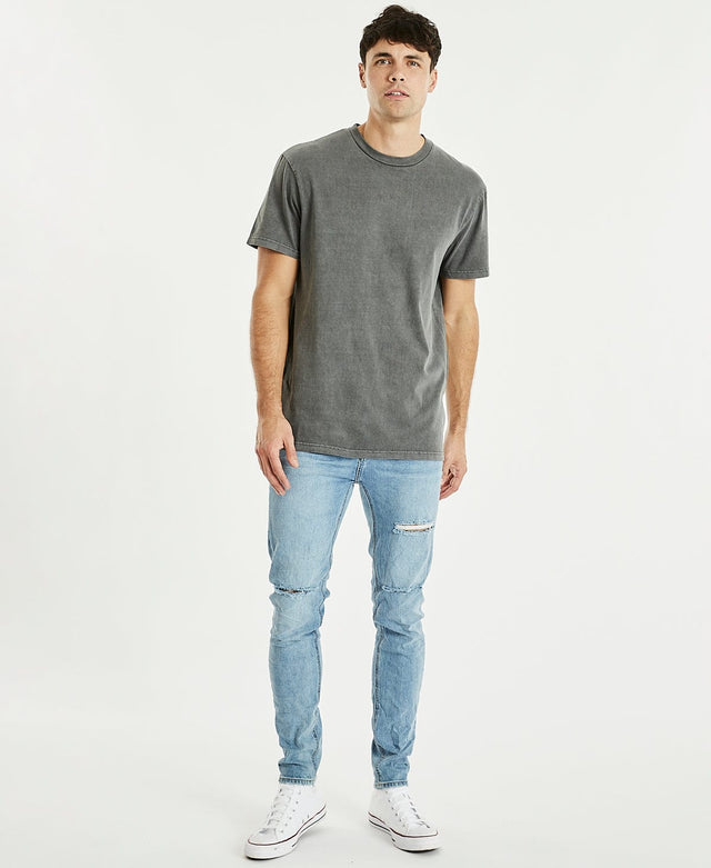 model wears Essentials Relaxed Fit T-Shirt Pigment Asphalt T-Shirts Grey - image 6