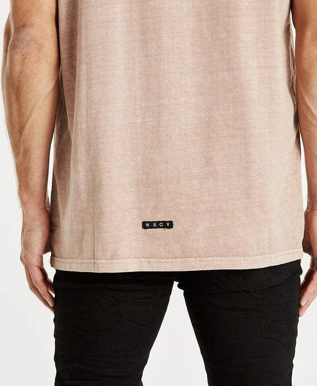 model wears Essentials Relaxed Fit T-Shirt Sphinx T-Shirts Brown - image 3