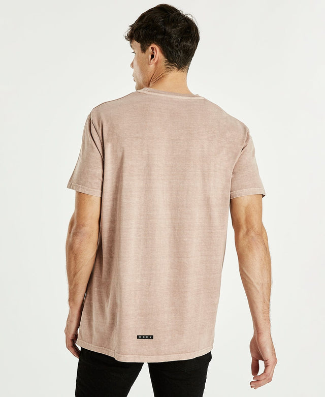 model wears Essentials Relaxed Fit T-Shirt Sphinx T-Shirts Brown - image 2