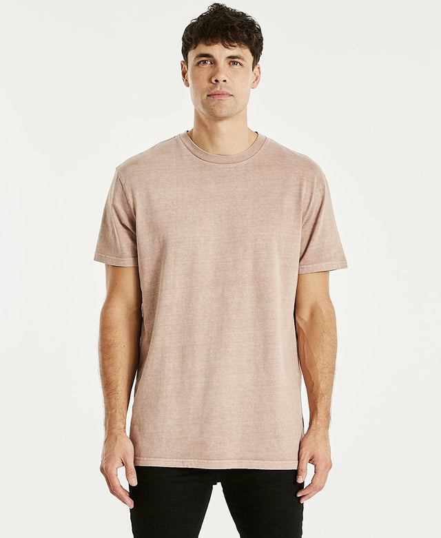 model wears Essentials Relaxed Fit T-Shirt Sphinx T-Shirts Brown - image 4