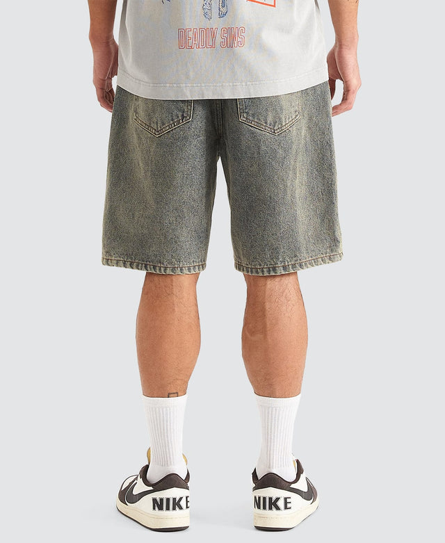 model wears Hyson Baggy Denim Jorts Sandblast Shorts Blue - image 2