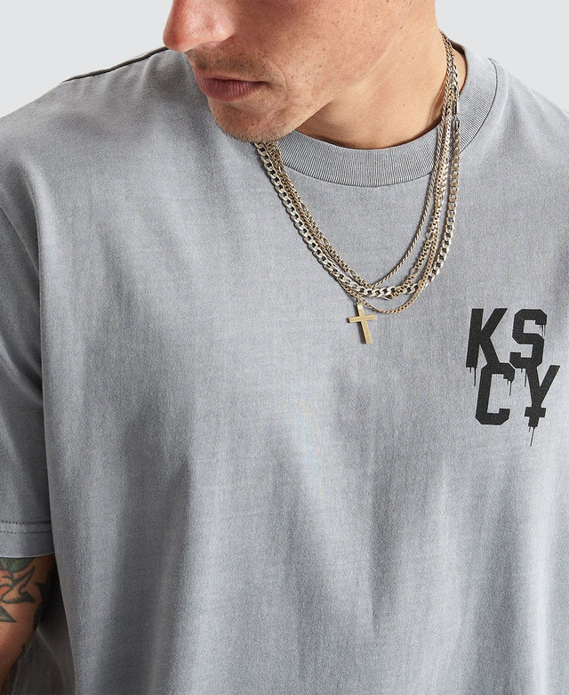 Kiss Chacey Loara Tee Pigment Skyrocket