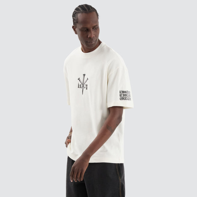 model wears Revolation Loopback Street Tee Natural White T-Shirts White - image 6