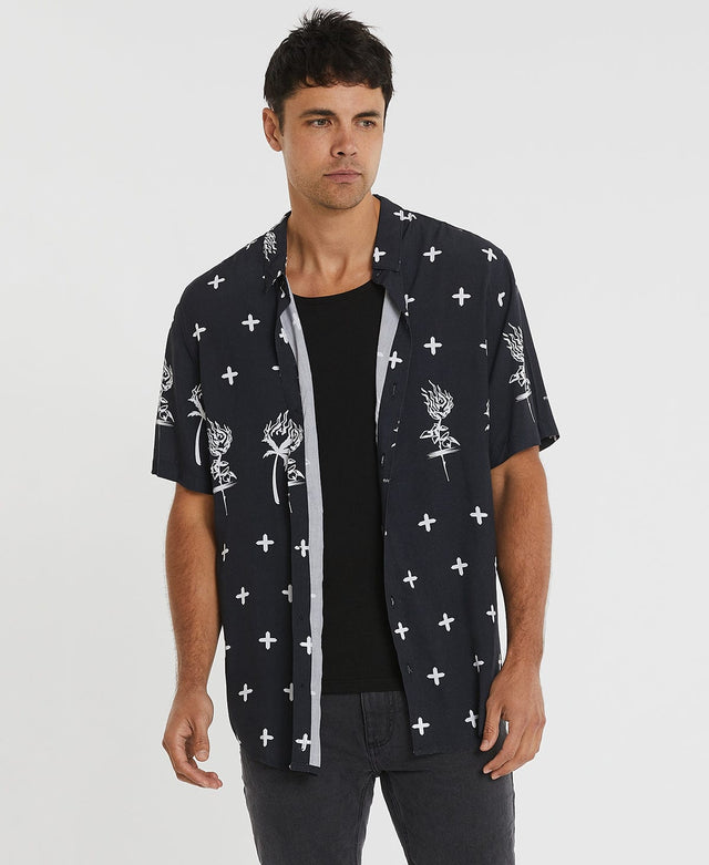 model wears Sahara Relaxed Short Sleeve Shirt Multi Colour Short Sleeve Shirts Black - image 1