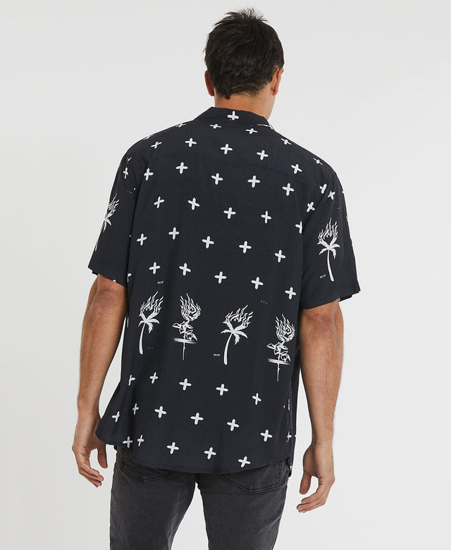 model wears Sahara Relaxed Short Sleeve Shirt Multi Colour Short Sleeve Shirts Black - image 2
