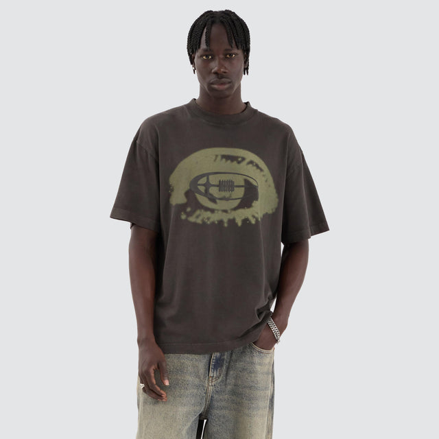 model wears Eye Heavy Street Tee Pigment Raven T-Shirts Grey - image 2