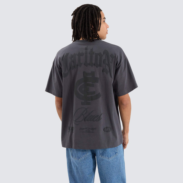 model wears Carlton Blues AFL Heavy Raptor Tee Asphalt T-Shirts Grey - image 5