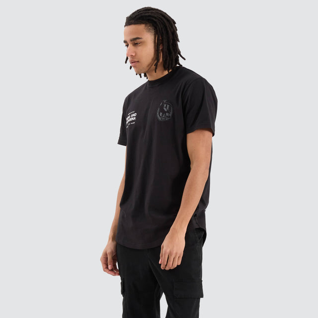 model wears Collingwood Magpies AFL Dual Curved Tee Jet Black T-Shirts Black - image 5