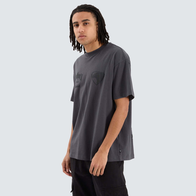 model wears Hawthorn Hawks AFL Heavy Raptor Tee Asphalt T-Shirts Grey - image 6