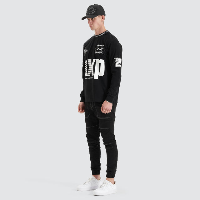 model wears Concrete Heavy Relaxed Longsleeve Tee Jet Black Longsleeve T-Shirts Black - image 4