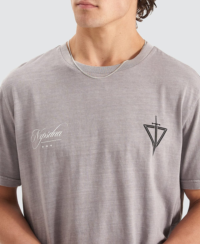 Nena and Pasadena Dagger Tee Pigment Alloy