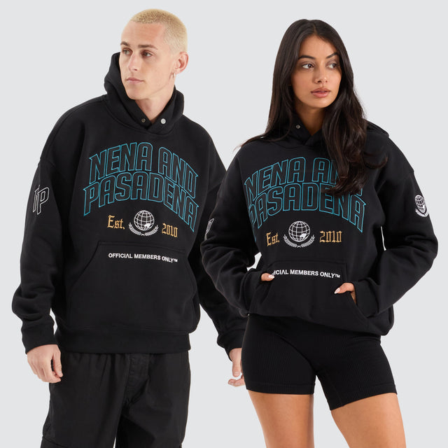 model wears Members Box Fit Hoodie Jet Black Hoodies Black - image 2